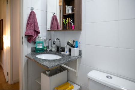 Banheiro de apartamento à venda com 2 quartos, 48m² em Sacomã, São Paulo