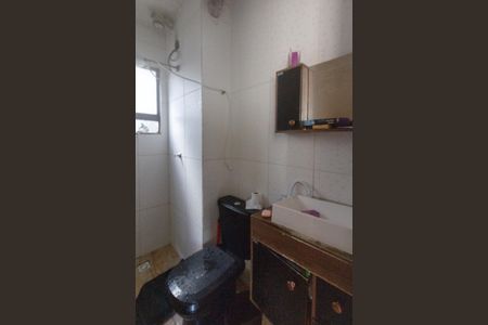 Apartamento para alugar com 55m², 2 quartos e sem vagaBanheiro