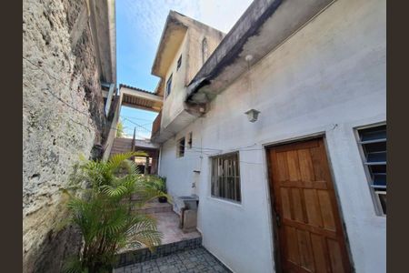 Casa à venda com 102m², 3 quartos e 2 vagas