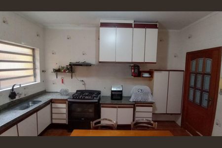 Casa à venda com 144m², 3 quartos e 2 vagas