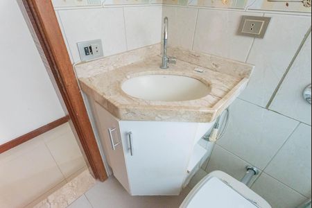 Casa de condomínio para alugar com 70m², 3 quartos e 1 vagaBanheiro da Suíte