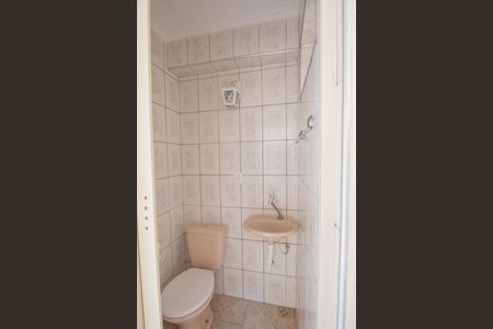 Casa de condomínio para alugar com 70m², 3 quartos e 1 vagaBanheiro de serviço