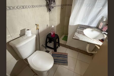 Apartamento para alugar com 59m², 2 quartos e 1 vaga Apartamento para alugar com 59m², 2 quartos e 1 vagaBanheiro