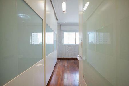 Apartamento à venda com 249m², 3 quartos e 4 vagas