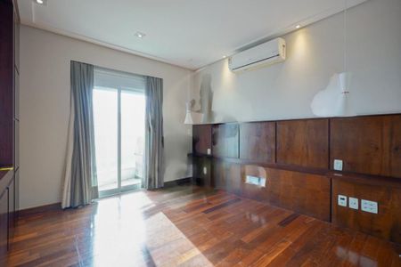 Apartamento à venda com 249m², 3 quartos e 4 vagas