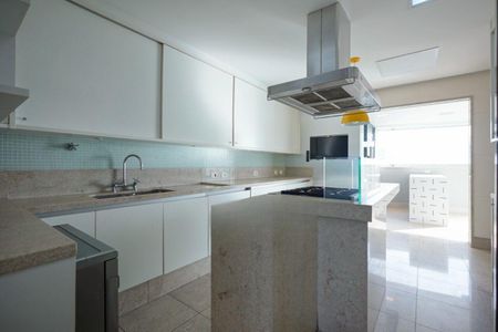 Apartamento à venda com 249m², 3 quartos e 4 vagas