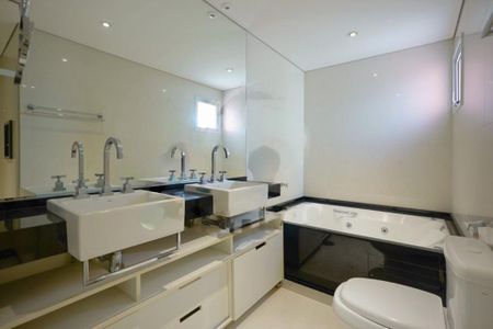 Apartamento à venda com 249m², 3 quartos e 4 vagas