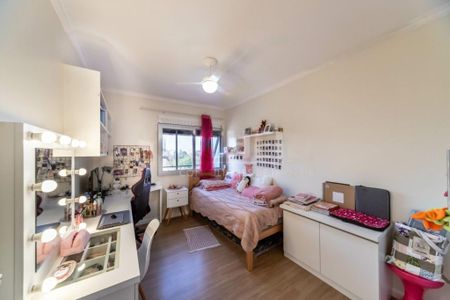 Apartamento à venda com 136m², 4 quartos e 3 vagas