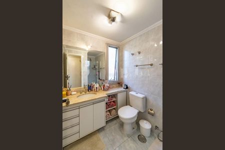 Apartamento à venda com 136m², 4 quartos e 3 vagas