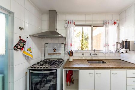 Apartamento à venda com 136m², 4 quartos e 3 vagas