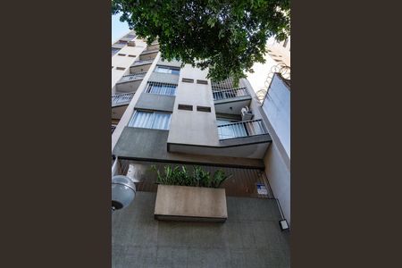 Apartamento à venda com 53m², 2 quartos e 1 vaga Apartamento à venda com 53m², 2 quartos e 1 vagaFachada