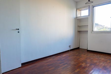Apartamento à venda com 53m², 2 quartos e 1 vaga Apartamento à venda com 53m², 2 quartos e 1 vagaSuíte