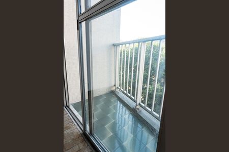 Sacada de apartamento à venda com 2 quartos, 53m² em Maracanã, Rio de Janeiro
