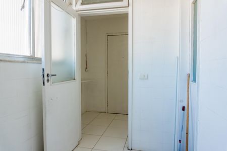 Apartamento à venda com 53m², 2 quartos e 1 vaga Apartamento à venda com 53m², 2 quartos e 1 vagaÁrea de Serviço