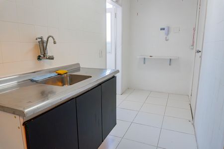 Cozinha de apartamento à venda com 2 quartos, 53m² em Maracanã, Rio de Janeiro