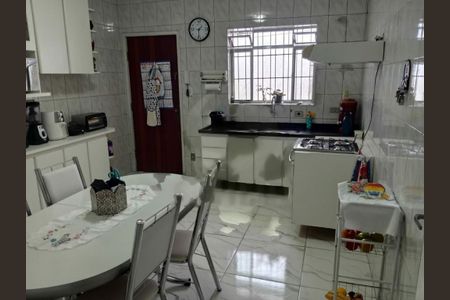 Casa à venda com 2 quartos, 130m² em Vila Mascote, São Paulo