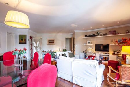 Apartamento à venda com 143m², 2 quartos e 2 vagas