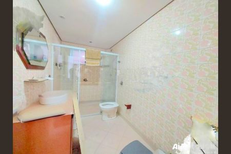 Casa à venda com 3 quartos, 250m² em Jardim Umuarama, São Paulo