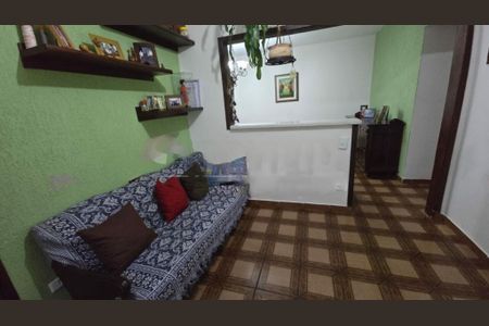 Casa à venda com 3 quartos, 97m² em Balneário São Francisco, Diadema