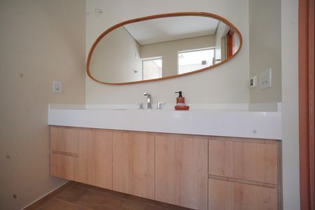 Casa para alugar com 300m², 5 quartos e 2 vagasBanheiro da Suíte 2