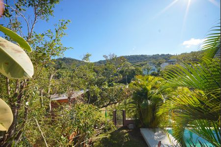 Casa para alugar com 300m², 5 quartos e 2 vagasVista da Suíte 2