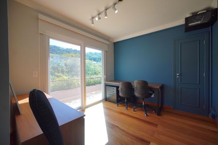 Casa para alugar com 300m², 5 quartos e 2 vagasDemi-Suíte 2