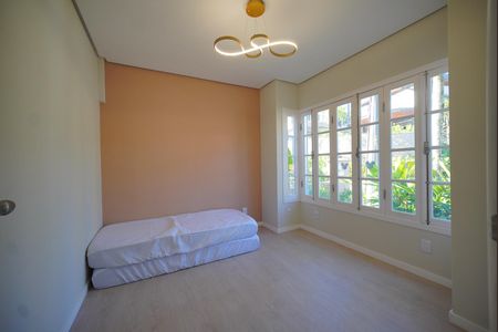 Casa para alugar com 300m², 5 quartos e 2 vagasQuarto