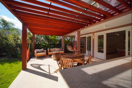 Casa para alugar com 300m², 5 quartos e 2 vagasEspaço Gourmet