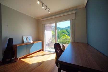 Casa para alugar com 300m², 5 quartos e 2 vagasDemi-Suíte 2
