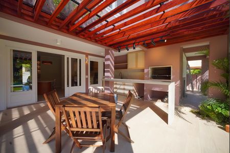 Casa para alugar com 300m², 5 quartos e 2 vagasEspaço Gourmet