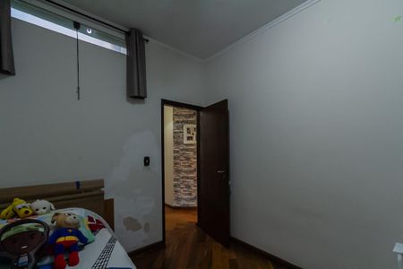 Casa para alugar com 247m², 3 quartos e 4 vagas Casa para alugar com 247m², 3 quartos e 4 vagasQuarto 2