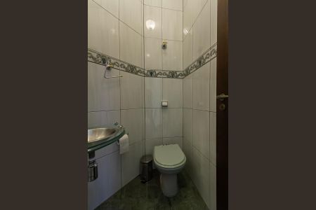 Casa para alugar com 247m², 3 quartos e 4 vagas Casa para alugar com 247m², 3 quartos e 4 vagasLavabo