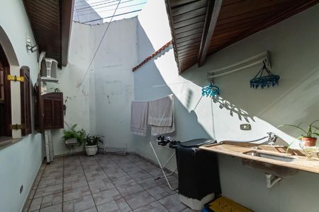 Casa para alugar com 247m², 3 quartos e 4 vagas Casa para alugar com 247m², 3 quartos e 4 vagasQuintal