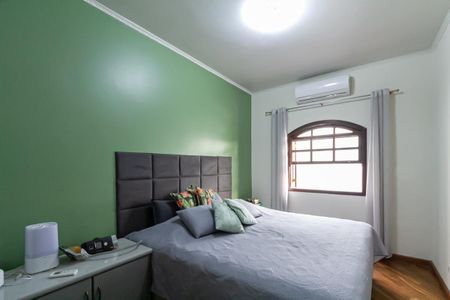 Casa para alugar com 247m², 3 quartos e 4 vagas Casa para alugar com 247m², 3 quartos e 4 vagasSuíte