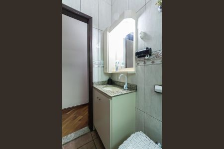 Casa para alugar com 247m², 3 quartos e 4 vagas Casa para alugar com 247m², 3 quartos e 4 vagasBanheiro Social