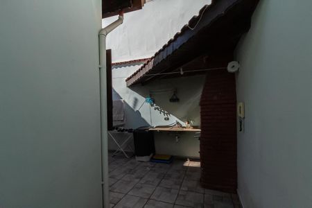 Casa para alugar com 247m², 3 quartos e 4 vagas Casa para alugar com 247m², 3 quartos e 4 vagasQuintal