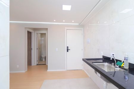 Apartamento à venda com 37m², 2 quartos e sem vaga Apartamento à venda com 37m², 2 quartos e sem vagaCozinha e Área de Serviço