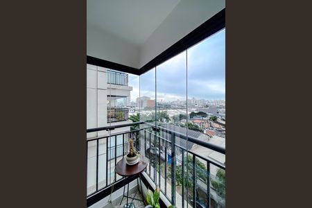 Apartamento à venda com 82m², 2 quartos e 1 vaga Apartamento à venda com 82m², 2 quartos e 1 vagaVaranda da Suíte