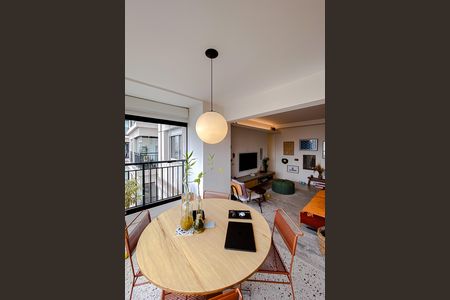 Apartamento à venda com 82m², 2 quartos e 1 vaga Apartamento à venda com 82m², 2 quartos e 1 vagaVaranda