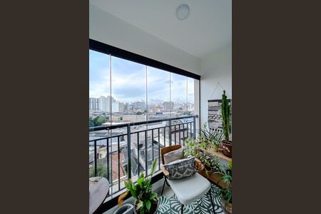 Apartamento à venda com 82m², 2 quartos e 1 vaga Apartamento à venda com 82m², 2 quartos e 1 vagaVaranda da Suíte