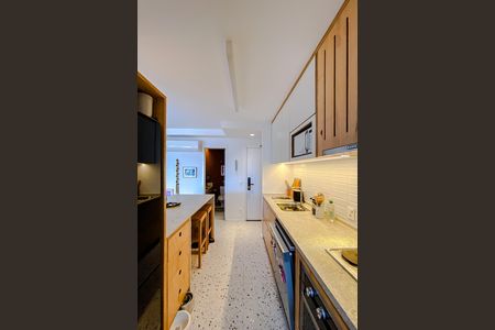 Apartamento à venda com 82m², 2 quartos e 1 vaga Apartamento à venda com 82m², 2 quartos e 1 vagaCozinha