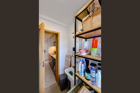 Apartamento à venda com 82m², 2 quartos e 1 vaga Apartamento à venda com 82m², 2 quartos e 1 vagaÁrea de Serviço