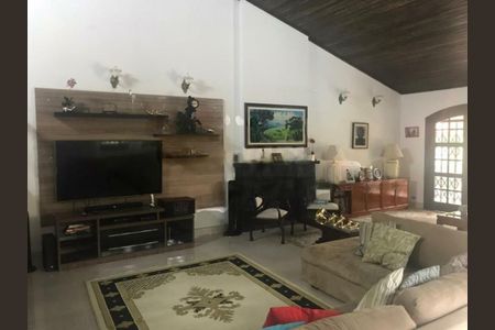 Casa à venda com 5 quartos, 800m² em Campo Belo, São Paulo
