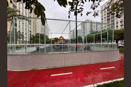 Apartamento para alugar com 69m², 2 quartos e 1 vagaÁrea comum