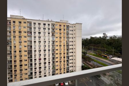 Apartamento para alugar com 69m², 2 quartos e 1 vagaVaranda