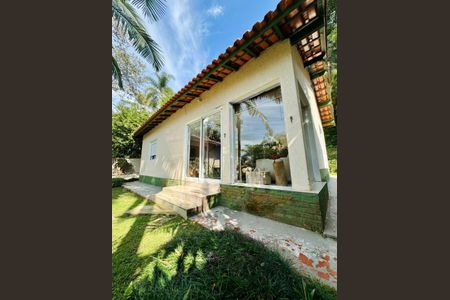Casa à venda com 960m², 5 quartos e 1 vaga