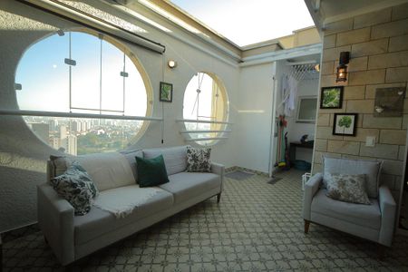 Apartamento à venda com 107m², 3 quartos e 2 vagasÁrea de convivência 