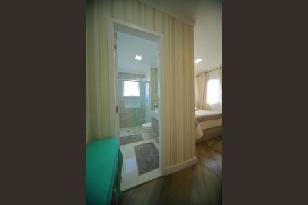 Apartamento à venda com 107m², 3 quartos e 2 vagasBanheiro da Suíte 