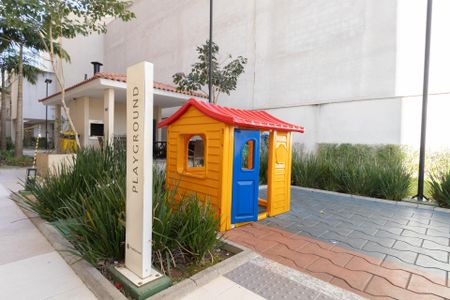 Apartamento para alugar com 32m², 2 quartos e sem vaga Apartamento para alugar com 32m², 2 quartos e sem vagaÁrea Comum - Playground