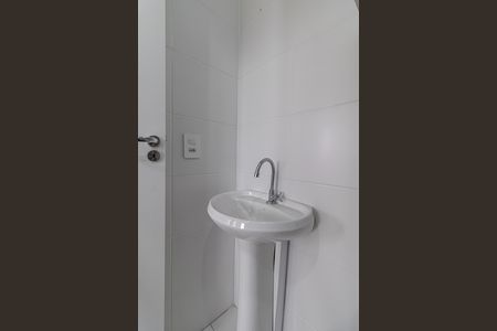 Apartamento para alugar com 32m², 2 quartos e sem vaga Apartamento para alugar com 32m², 2 quartos e sem vagaBanheiro
